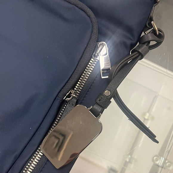 TUMI Dark Blue Messenger Bag - Picture 8 of 8